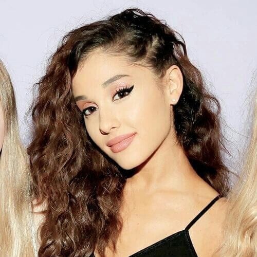 ariana grande curly hairstyles
